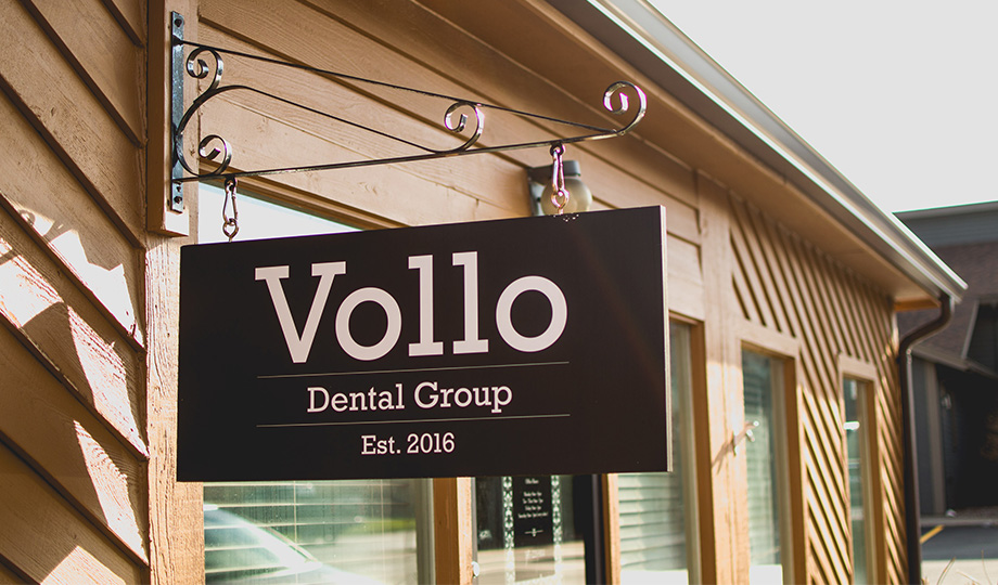 Vollo Dental Group sign